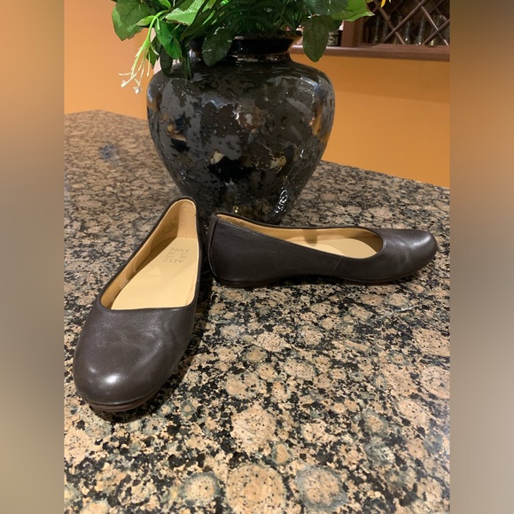 Naturalizer flats - Picture 2 of 4